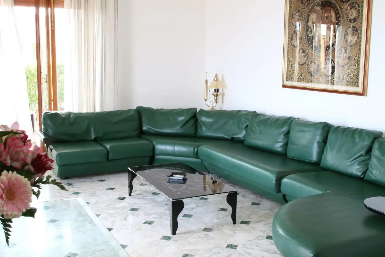 Taonasi Taormina Apartments Włochy